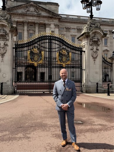 Steven honoured at Buckingham Palace